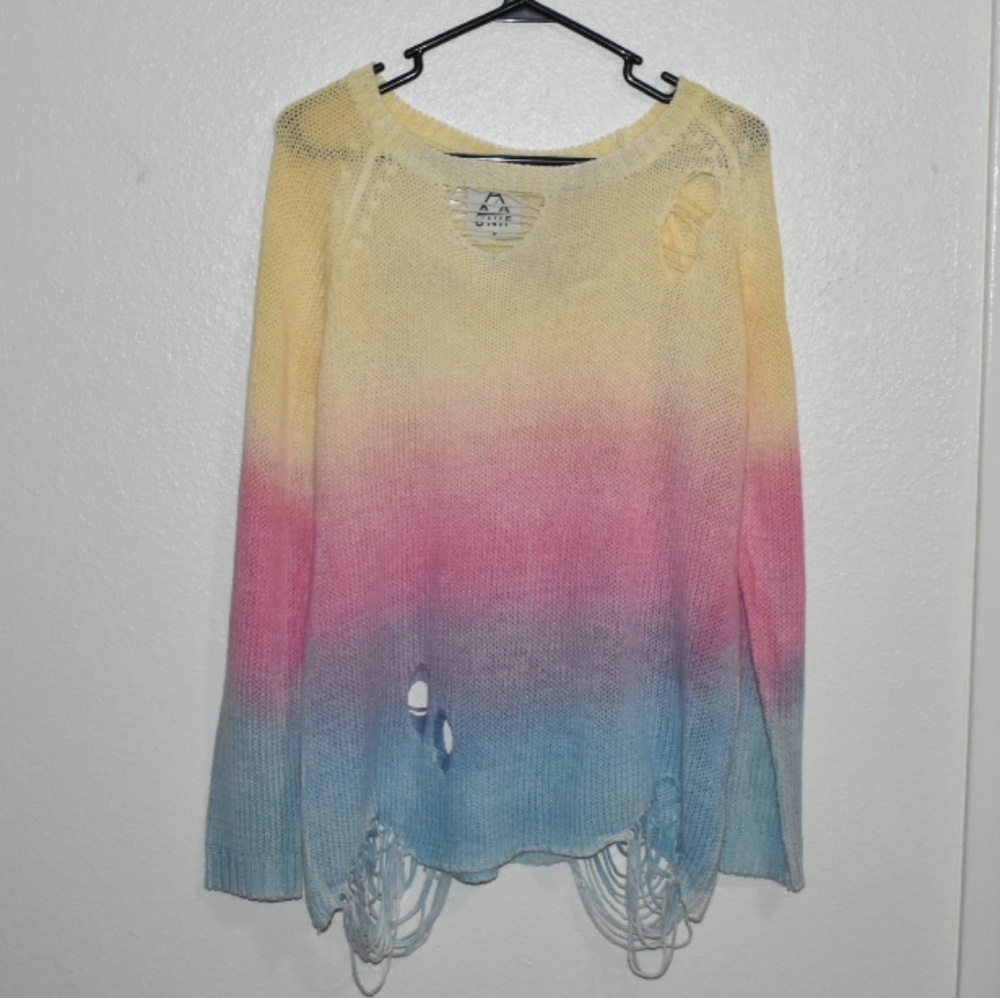 UNIF 'Sherbert' distressed sweater 🍨 Size Medium